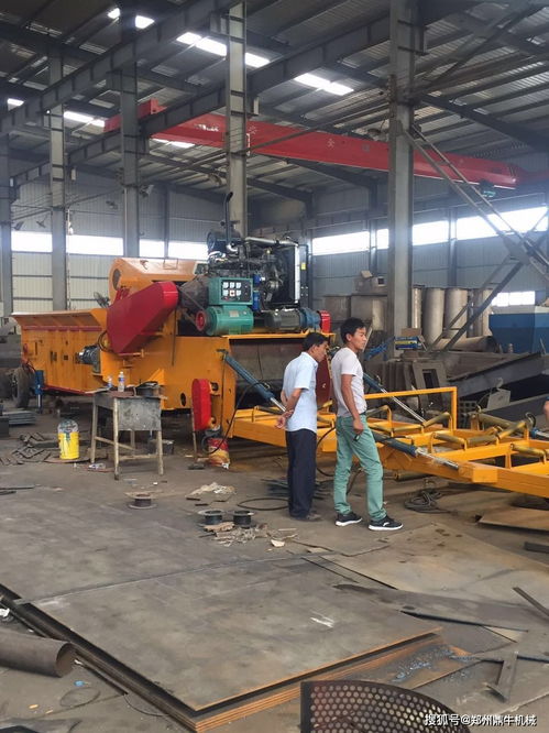 機(jī)械力量有多大 木材綜合破碎機(jī),任何東西在它面前都是渣渣